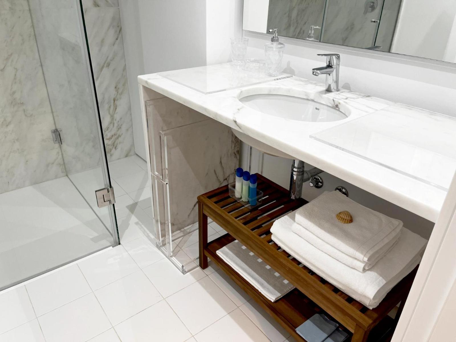Signature Guesthouse Порту Номер фото