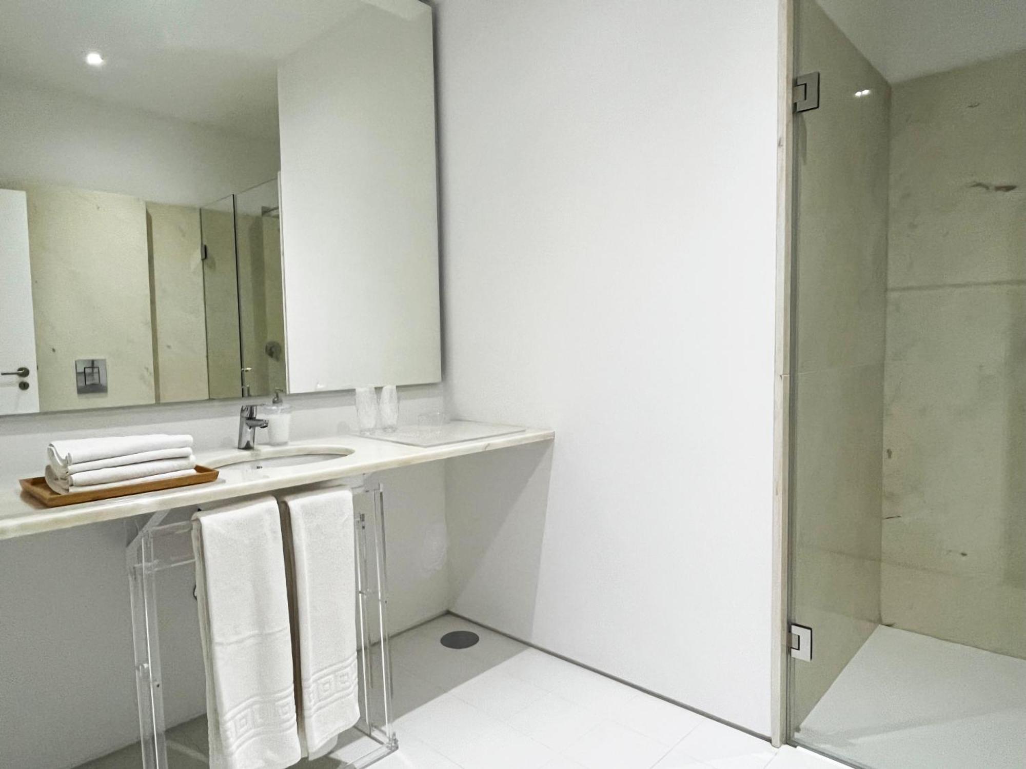 Signature Guesthouse Порту Номер фото