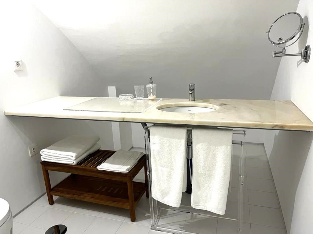 Signature Guesthouse Порту Екстер'єр фото